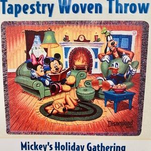 Tapestry Woven Throw NEW